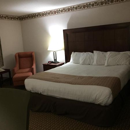 Best Value Inn & Suites Парри-Саунд Экстерьер фото