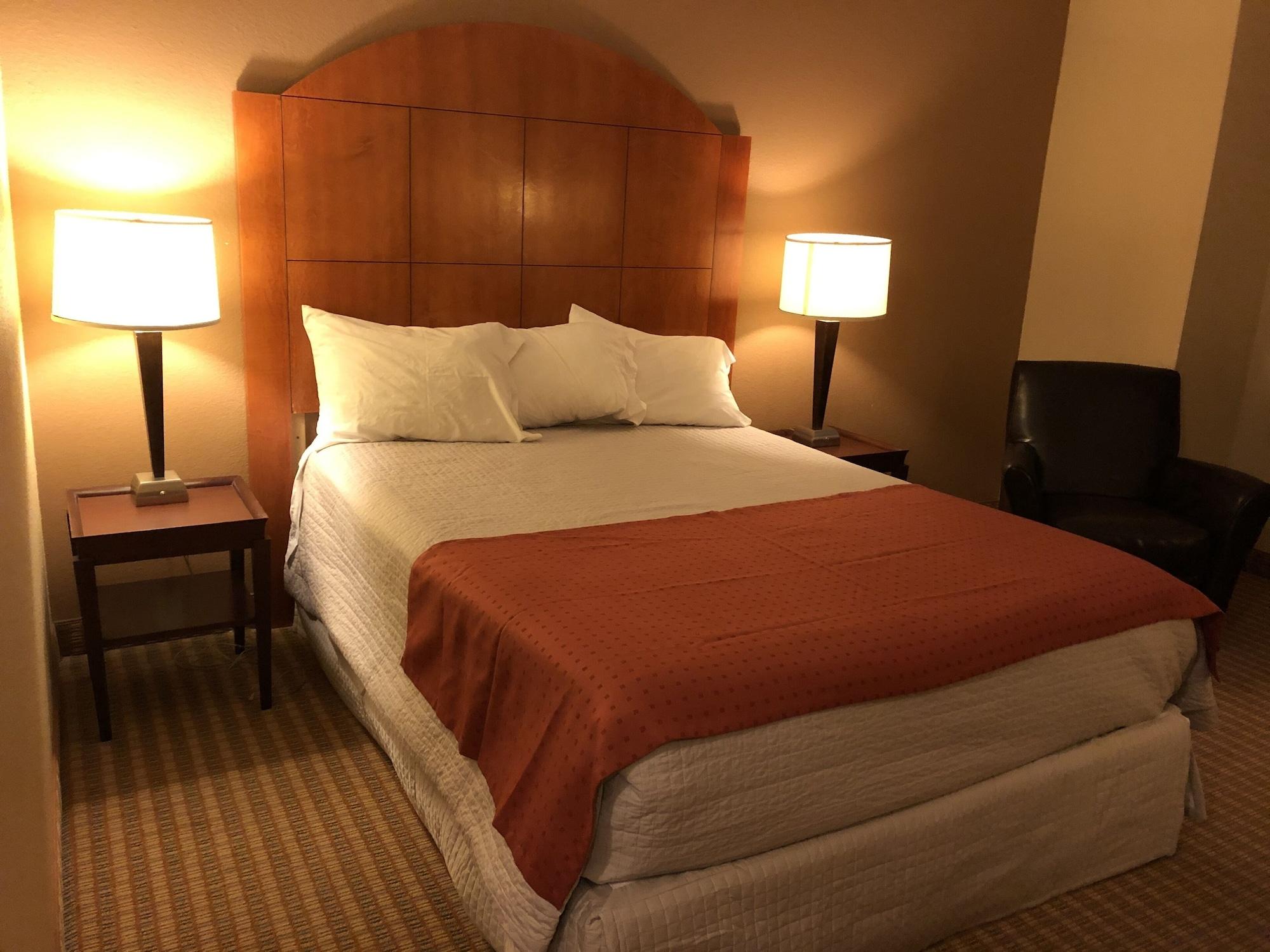 Best Value Inn & Suites Парри-Саунд Экстерьер фото