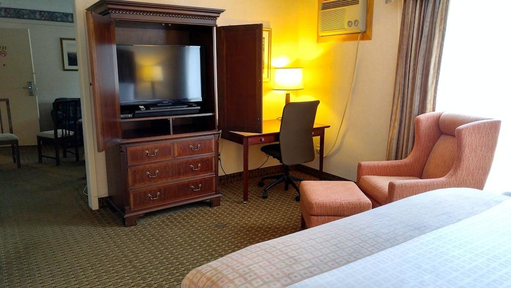 Best Value Inn & Suites Парри-Саунд Экстерьер фото