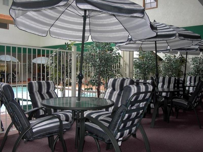 Best Value Inn & Suites Парри-Саунд Ресторан фото
