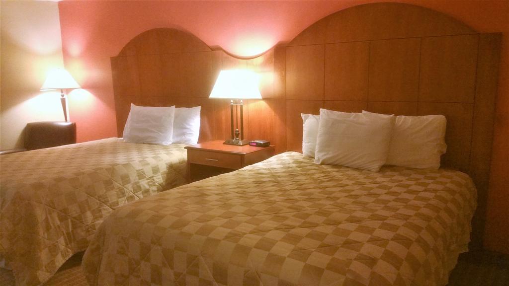 Best Value Inn & Suites Парри-Саунд Экстерьер фото