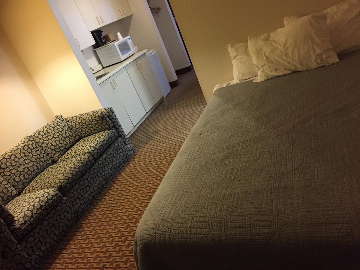 Best Value Inn & Suites Парри-Саунд Экстерьер фото