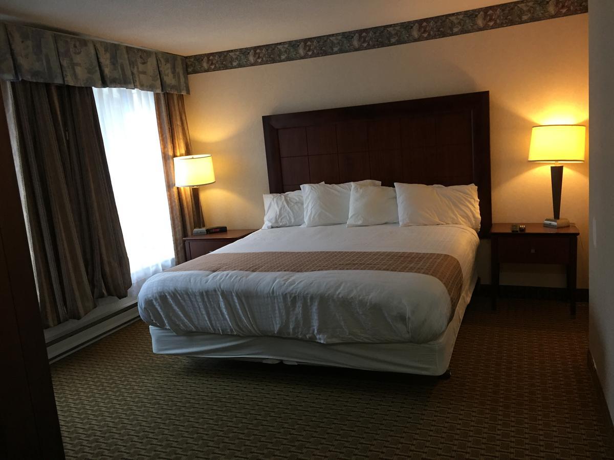 Best Value Inn & Suites Парри-Саунд Экстерьер фото