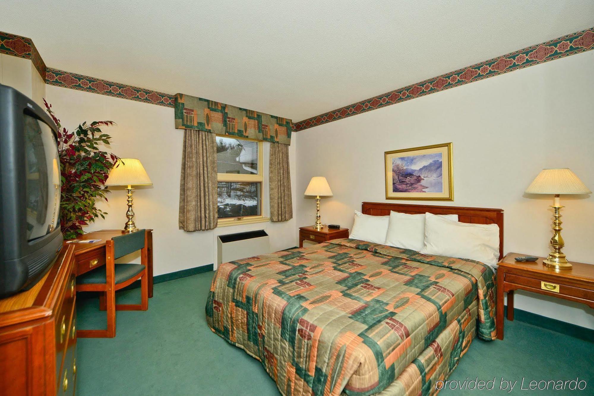 Best Value Inn & Suites Парри-Саунд Экстерьер фото